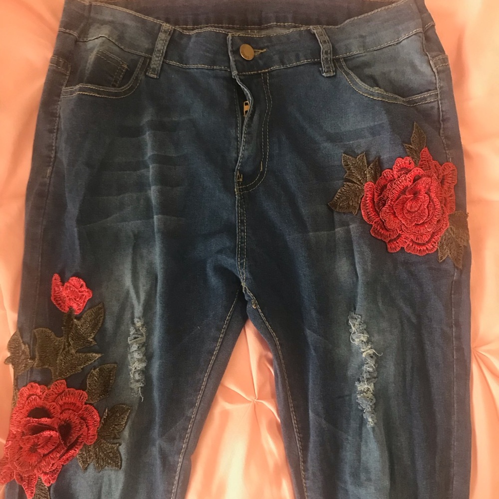 Flower Embroidered Jeans